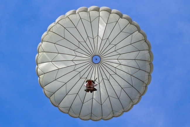 空調小管閥門處結冰